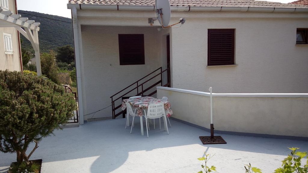 Apartments Tatjana มาร์ตินชิซา ภายนอก รูปภาพ