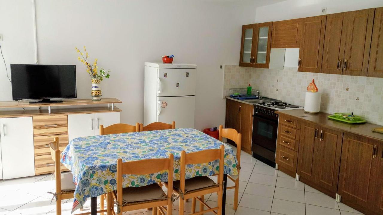 Apartments Tatjana มาร์ตินชิซา ภายนอก รูปภาพ